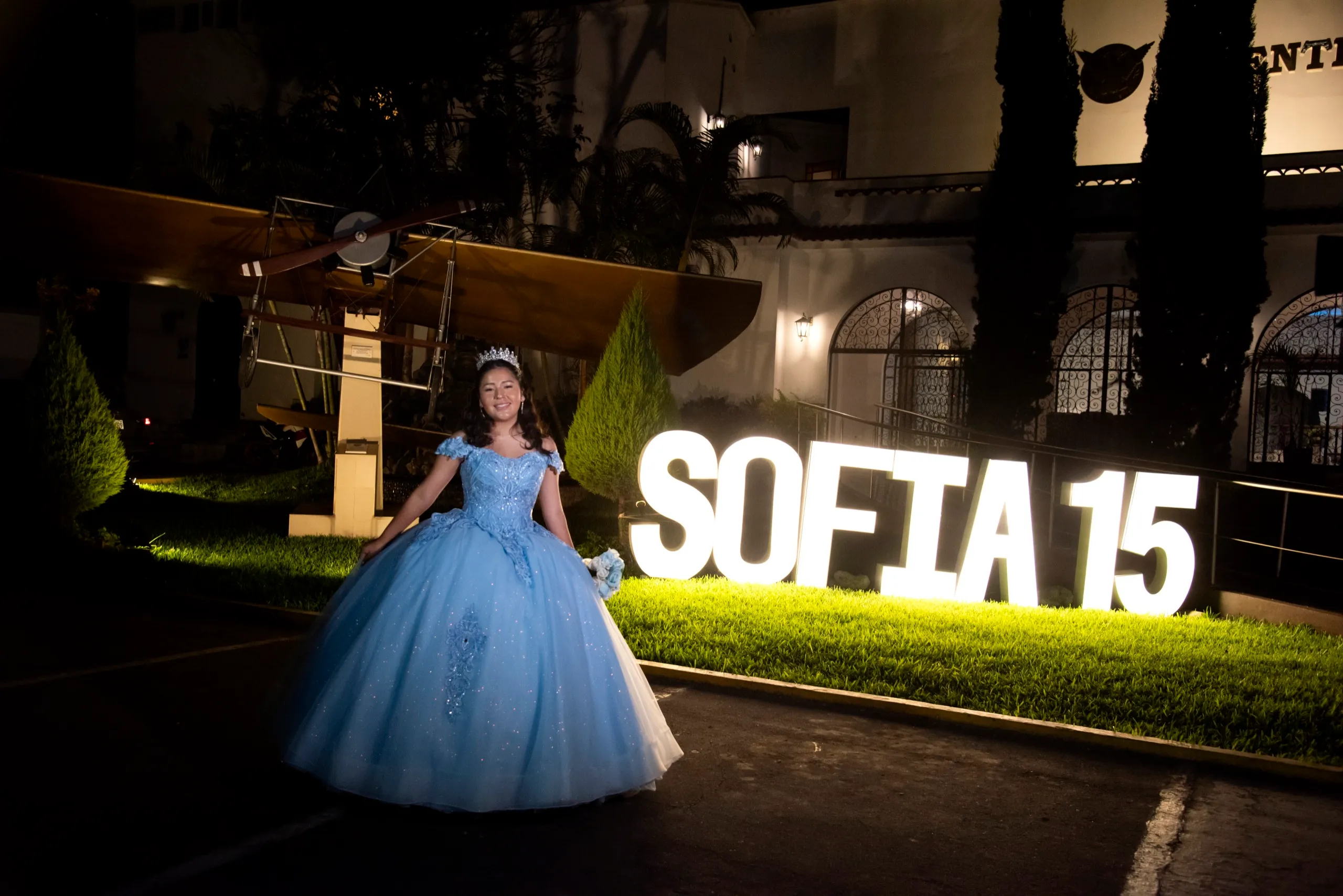 Quinceañera-Fotografie von Mariluz Fotografía